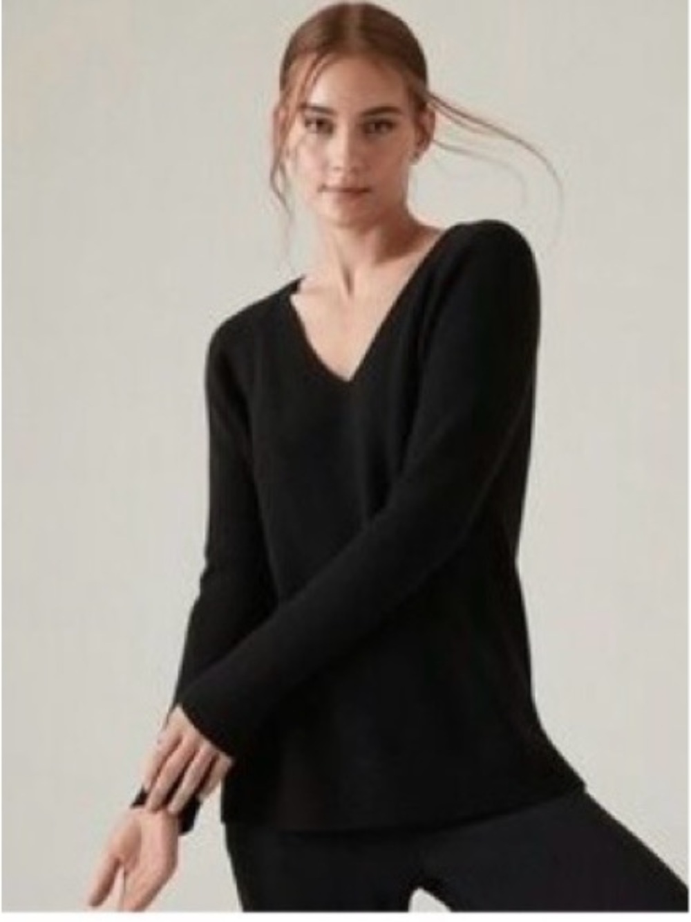 Athleta Women’s Black V-Neck Minimalist Classic Athletic Wool Blend Sweater S